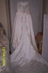 Beautiful Ivory Wedding Dress